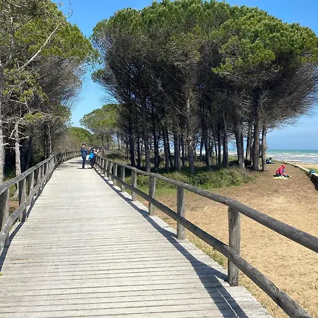 Beachside Retreat With Terrace In Bibione